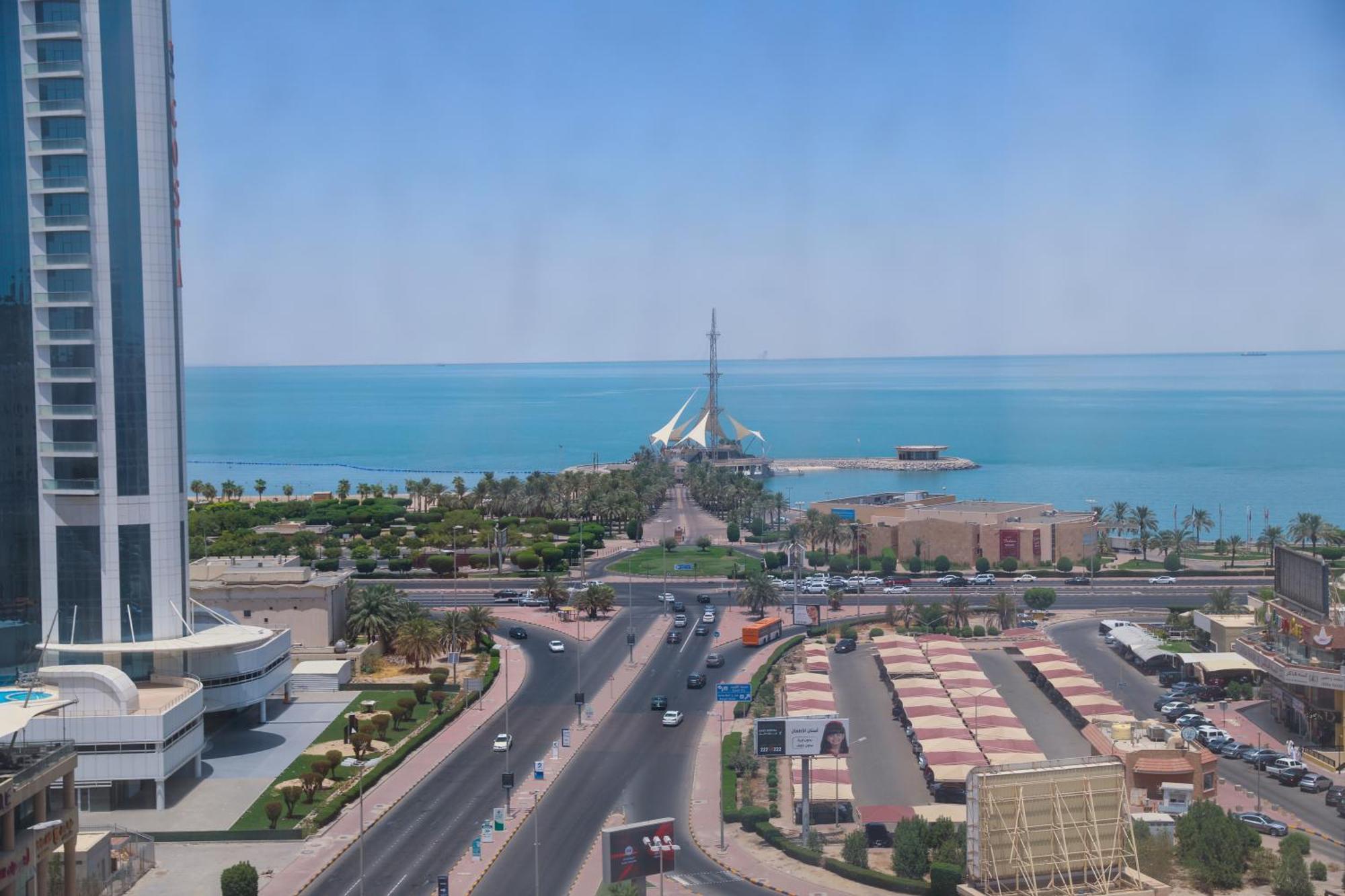 Laguna Hotel Suites Kuwait City Eksteriør bilde